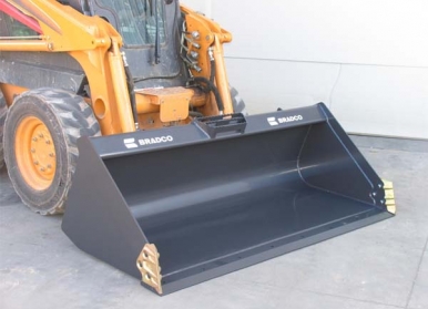 High Capacity Bucket 84" with Bolt-on Edge and Side-Cutters - High Capacity Dirt Bucket